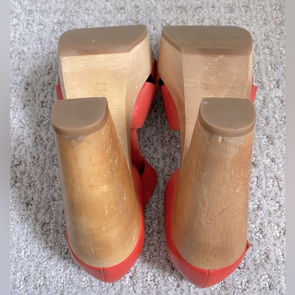 Madewell leather clogs, size 7 - Picture 6 of 6